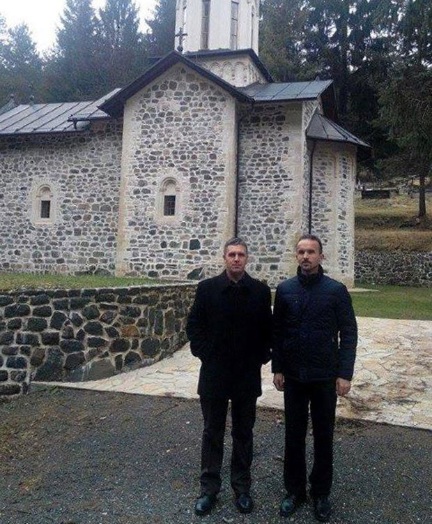 Обновили пут до манастира